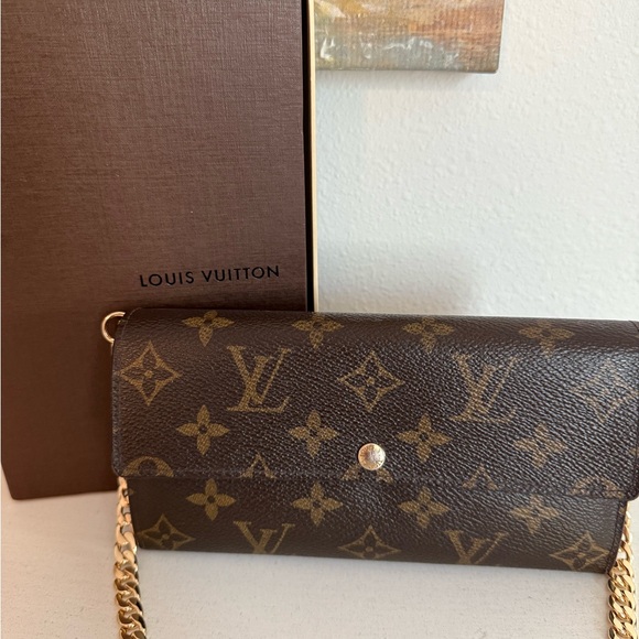 Authentic Vintage Louis Vuitton Monogram Brown Chain Wallet - Picture 2 of 13